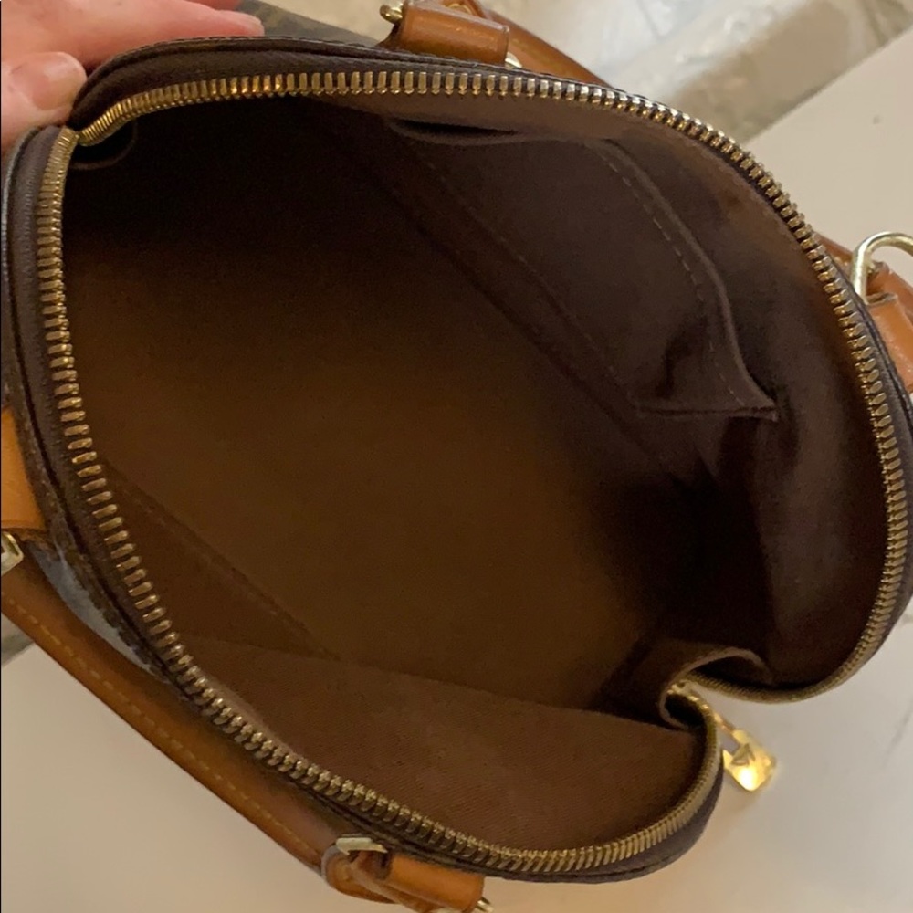 🎉 H*P*🎉 Louis Vuitton Alma Nano BB - Picture 6 of 7